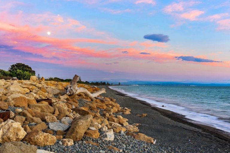 Photo of property in 19 Unahi Lane, Haumoana, 4180