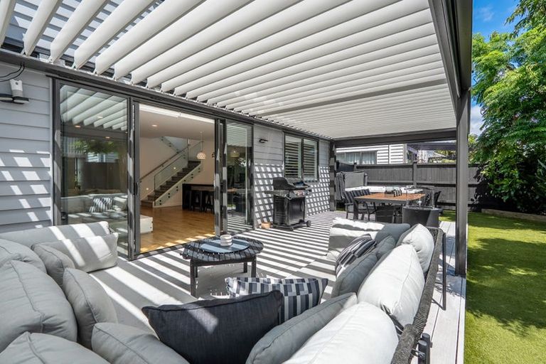 Photo of property in 42 Myland Drive, Hobsonville, Auckland, 0616