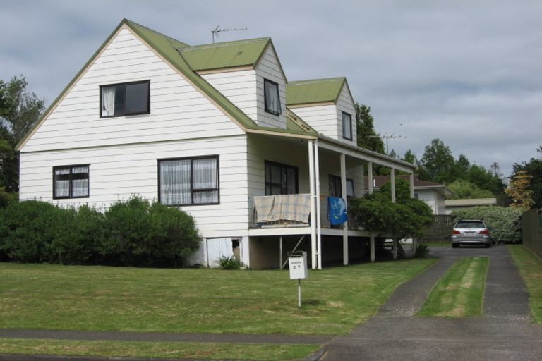 Photo of property in 55 The Glade South, Pukekohe, 2120