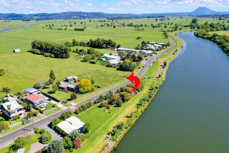 Photo of property in 33-35 East Bank Road, Thornton, Whakatane, 3193