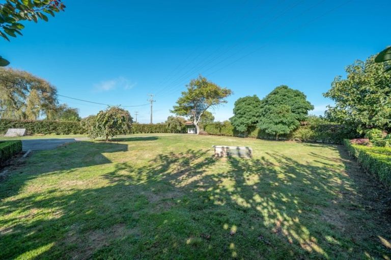 Photo of property in 92 No 8 Road Extn, Springdale, 3374