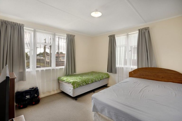 Photo of property in 1/5 Kowhai Street, Naenae, Lower Hutt, 5011