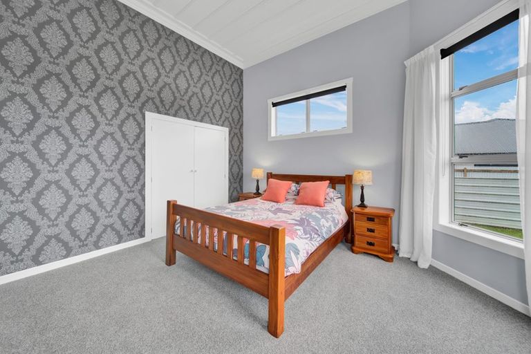 Photo of property in 65 Wilson Street, Hawera, 4610