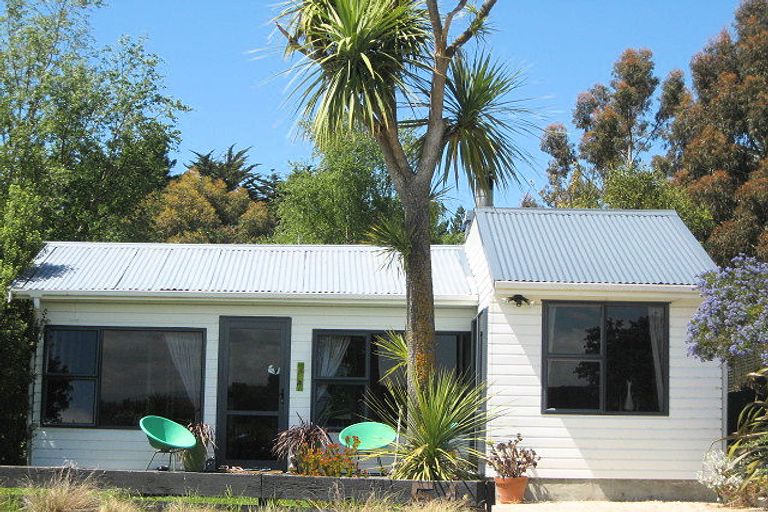 Photo of property in 54 Rotten Row, Waikuku Beach, 7473