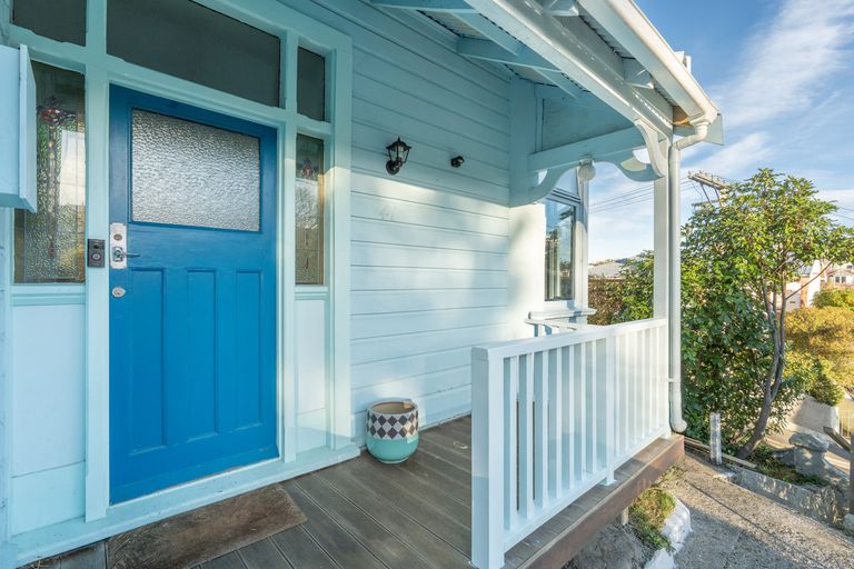 Photo of property in 41 Glenpark Avenue, Mornington, Dunedin, 9011