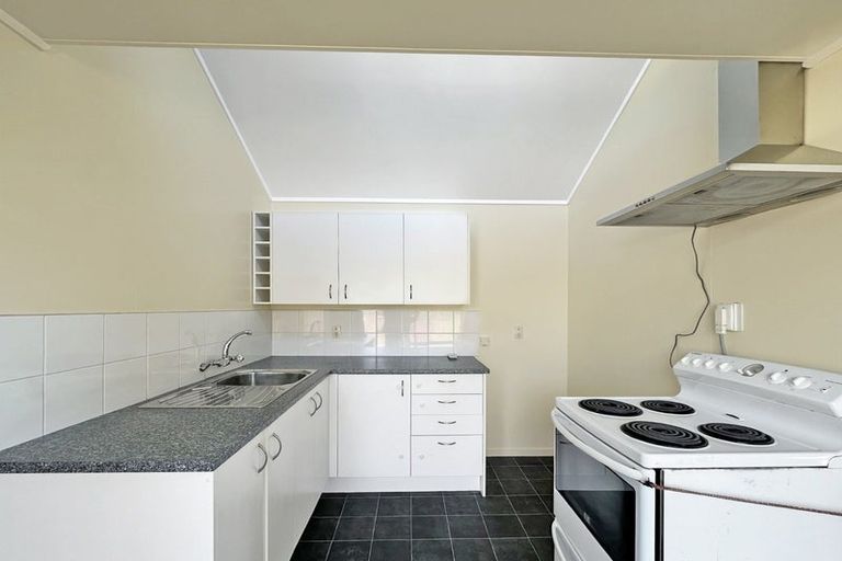 Photo of property in 3/29 Rimu Street, New Lynn, Auckland, 0600