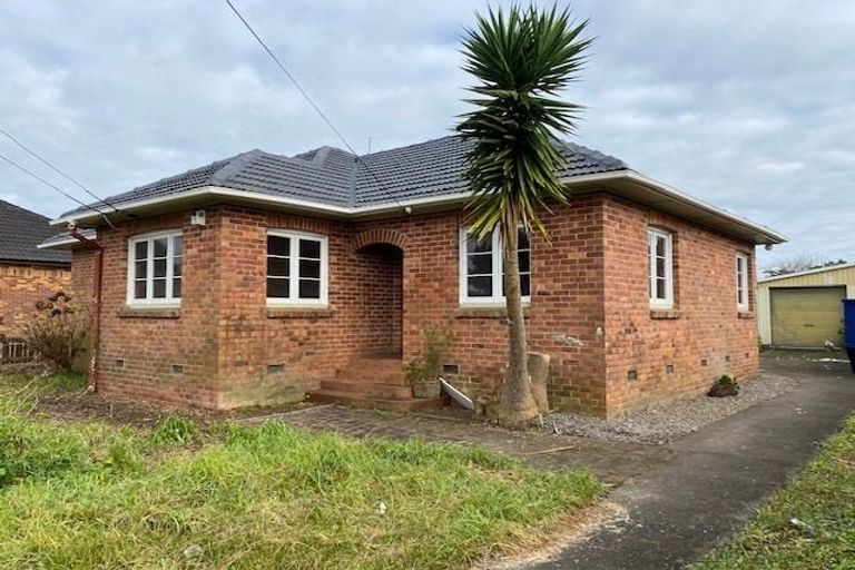 Photo of property in 13 Regent Street, Papatoetoe, Auckland, 2025