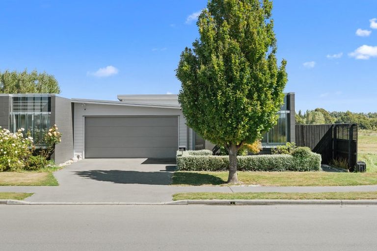 Photo of property in 27 Caulfield Avenue, Halswell, Christchurch, 8025