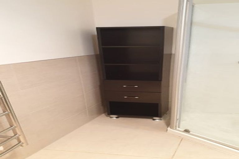 Photo of property in 33 Thomas Moore Place, Pukekohe, 2120