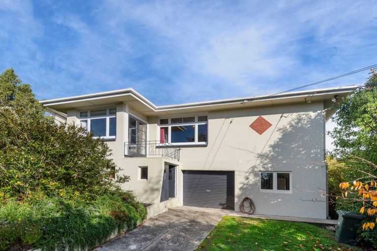 Photo of property in 14 Solway Street, Holmes Hill, Oamaru, 9401