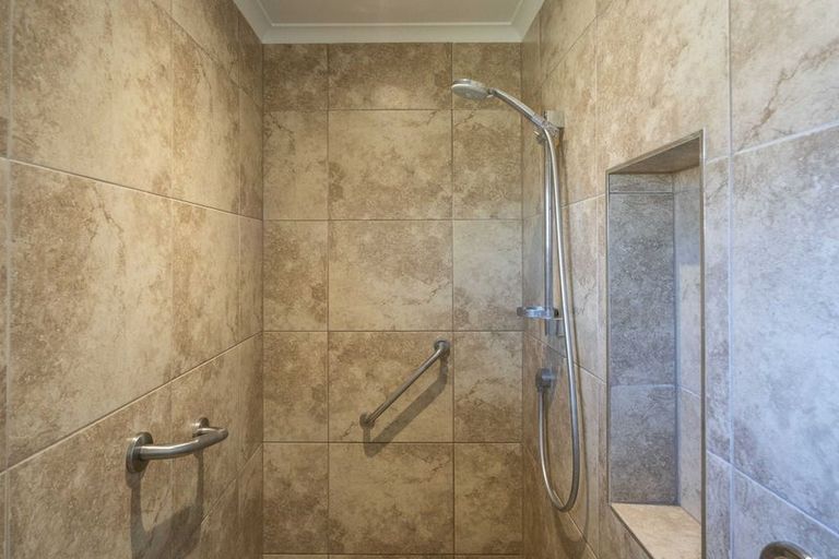 Photo of property in 3 Windsor Street, Richmond Heights, Taupo, 3330