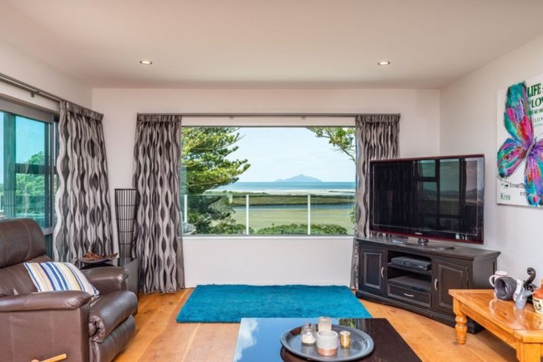 Photo of property in 11 Seascape Crescent, Waipu, 0582