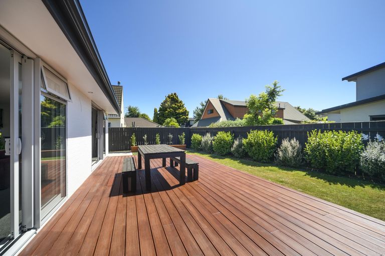 Photo of property in 23 Raglan Avenue, Cloverlea, Palmerston North, 4412