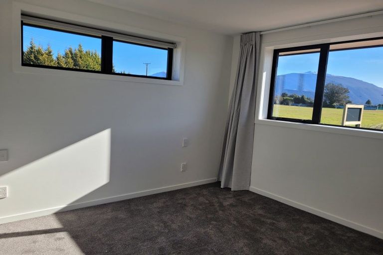 Photo of property in 39 Tukare Loop, Te Anau, 9600
