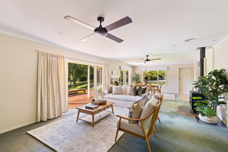 Photo of property in 540 Mountain Road, Lepperton, New Plymouth, 4373