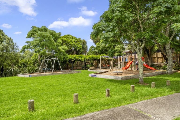 Photo of property in 15 Adler Drive, Ohauiti, Tauranga, 3112