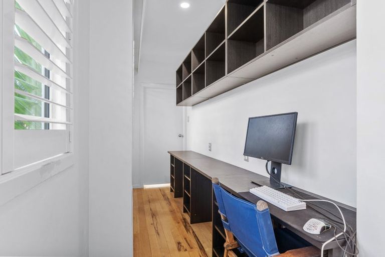 Photo of property in 1a Muritai Road, Milford, Auckland, 0620