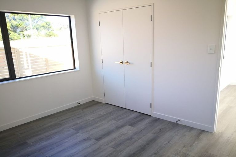 Photo of property in 135 Tiriwa Drive, Massey, Auckland, 0614