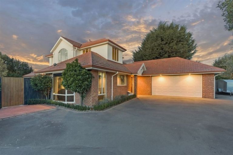 Photo of property in 39 Broadhaven Avenue, Parklands, Christchurch, 8083