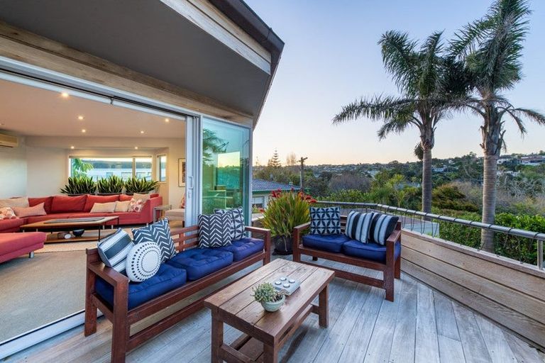 Photo of property in 12 Whitby Crescent, Mairangi Bay, Auckland, 0630