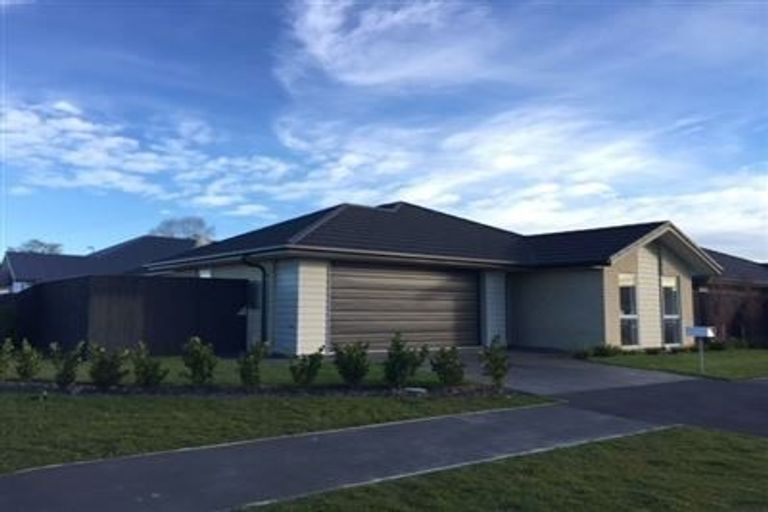 Photo of property in 2 Parawai Street, Marshland, Christchurch, 8083