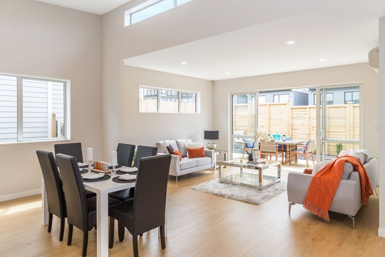 Photo of property in 41 Ascension Crescent, Orewa, 0931