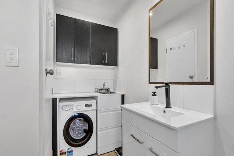 Photo of property in 1/351 Main South Road, Hornby, Christchurch, 8042