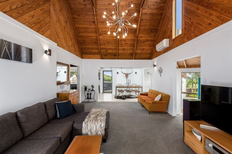 Photo of property in 24 Janome Place, Bucklands Beach, Auckland, 2014