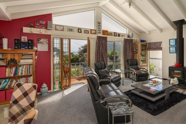 Photo of property in 6 Orchard Lane, Okiwi Bay, French Pass, 7193