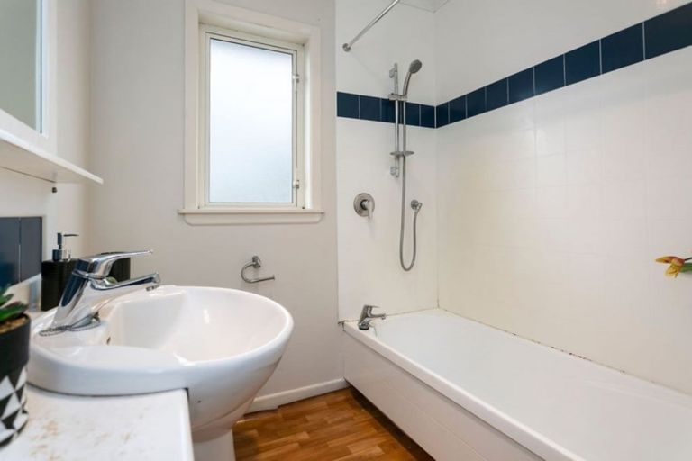 Photo of property in 21 Vogel Street, Cambridge, 3434