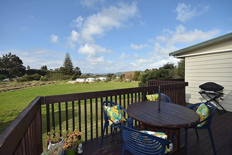 Photo of property in 13 Goebel Street, Tinopai, 0593