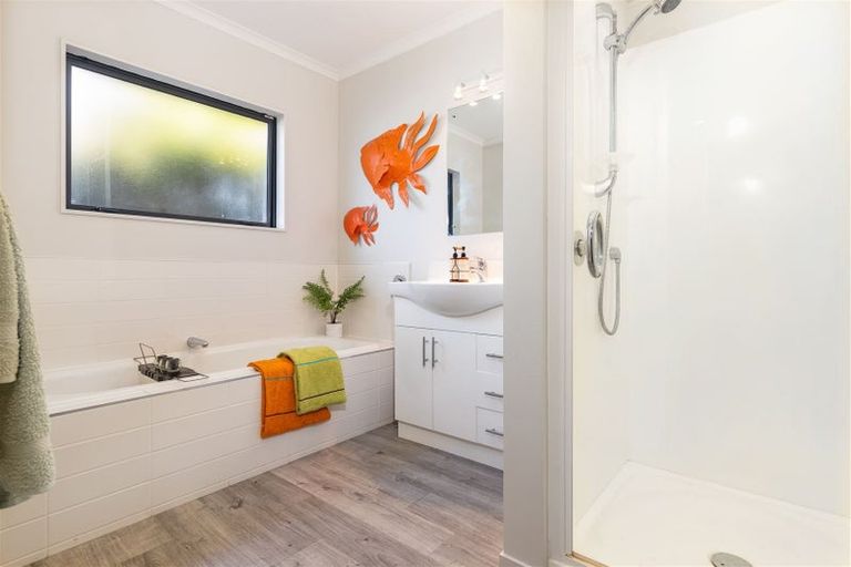 Photo of property in 16 Algarve Close, Blenheim, 7201