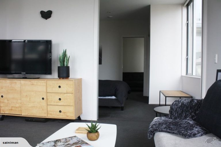 Photo of property in Trinity Apartments, 407/19 College Street, Te Aro, Wellington, 6011