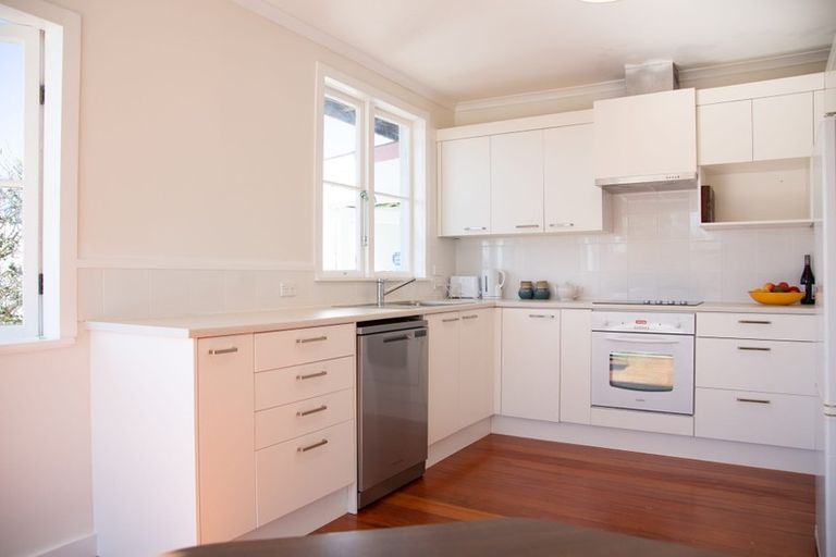 Photo of property in 1/5 Glenview Road, Glen Eden, Auckland, 0602