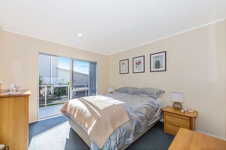 Photo of property in 83a William Bayes Place, Red Beach, 0932