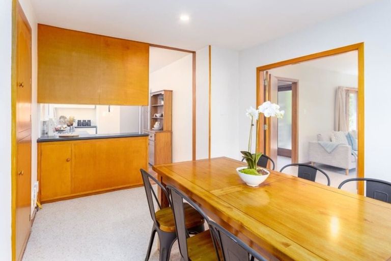 Photo of property in 11 Woodbury Street, Avonhead, Christchurch, 8042