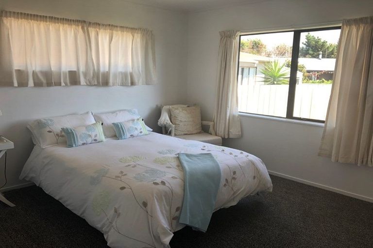 Photo of property in 228 Gravatt Road, Papamoa Beach, Papamoa, 3118