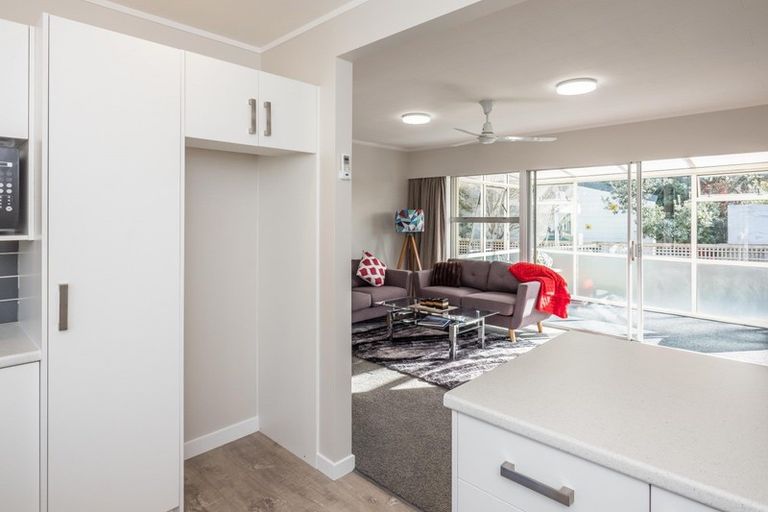 Photo of property in 30a Toru Road, Paraparaumu Beach, Paraparaumu, 5032