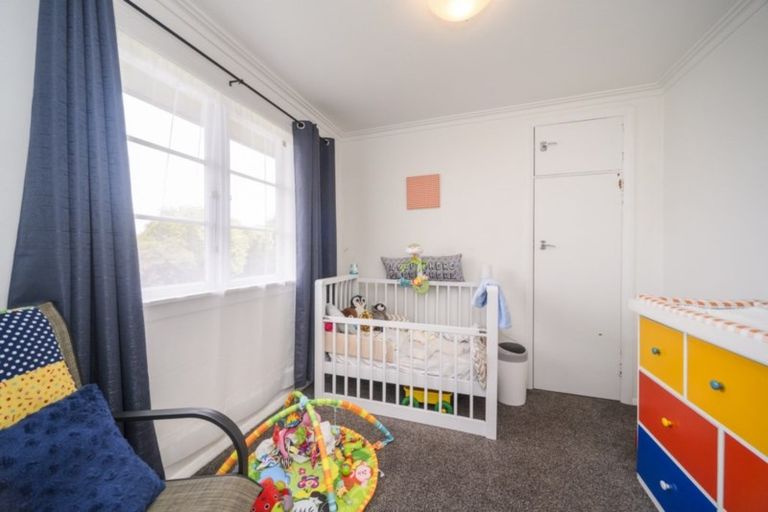 Photo of property in 235 Vogel Street, Roslyn, Palmerston North, 4414