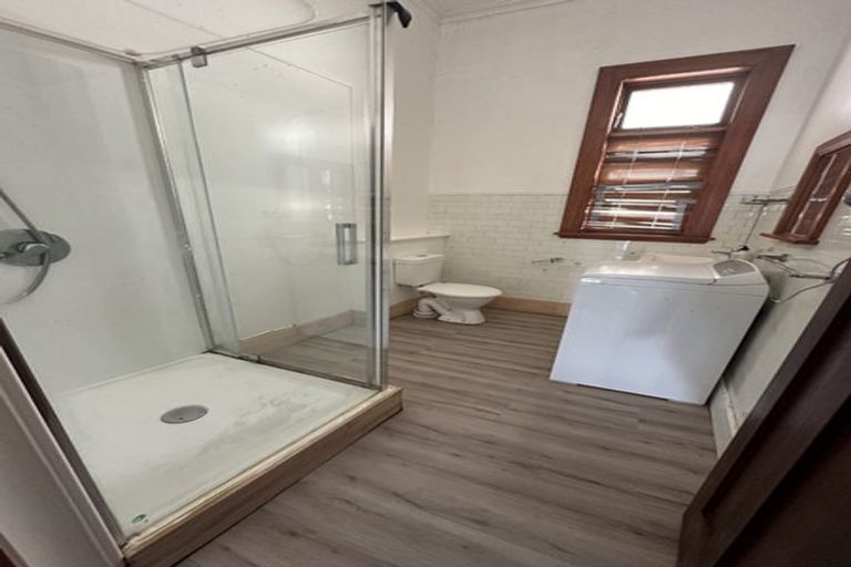 Photo of property in 64 Hawker Street, Mount Victoria, Wellington, 6011