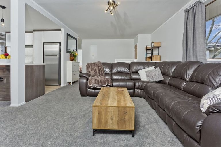 Photo of property in 2/41 Monarch Avenue, Hillcrest, Auckland, 0627