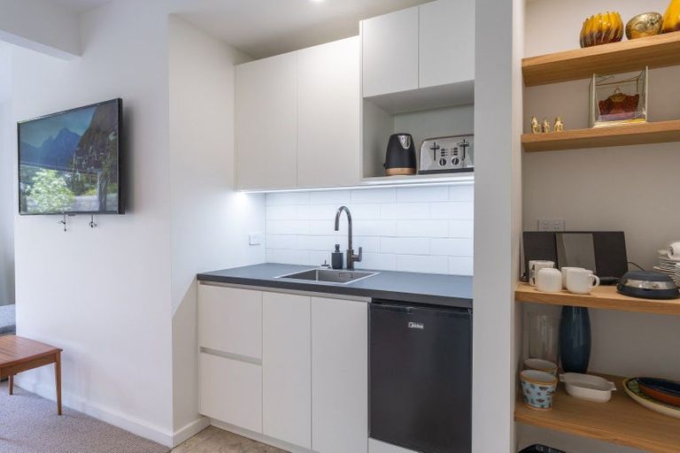 Photo of property in 39 Chesham Avenue, Waipahihi, Taupo, 3330