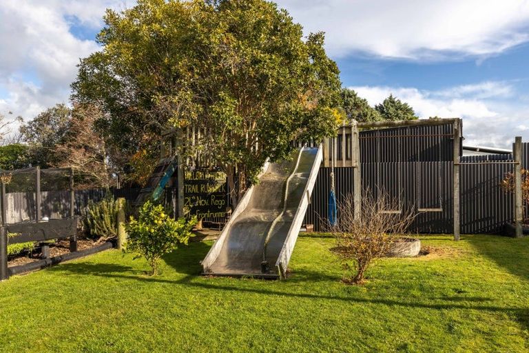 Photo of property in 19 Takiroa Street, Urenui, 4375