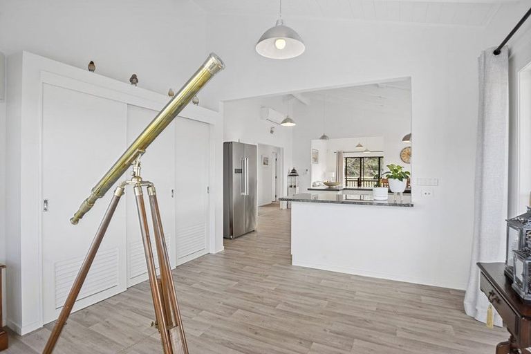 Photo of property in 124 Pepe Road, Tairua, 3508