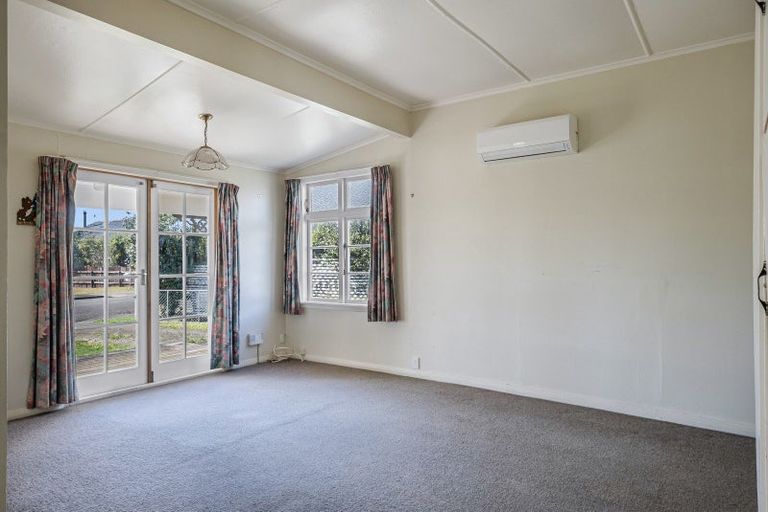 Photo of property in 26 Power Street, Levin, 5510