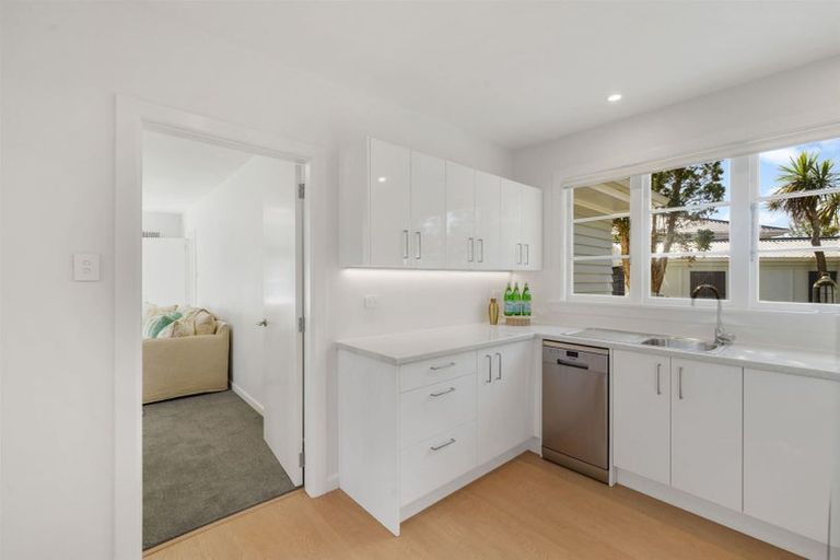 Photo of property in 69 Wakefield Avenue, Sumner, Christchurch, 8081