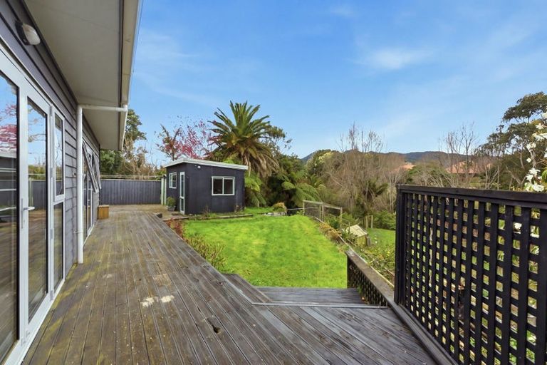 Photo of property in 82 Wairau Road, Oakura, 4314