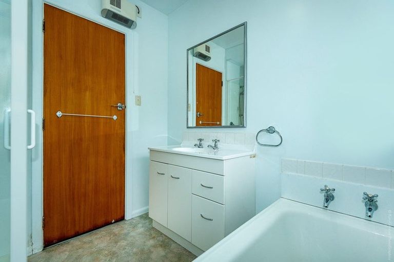 Photo of property in 7 Penwood Street, Russley, Christchurch, 8042