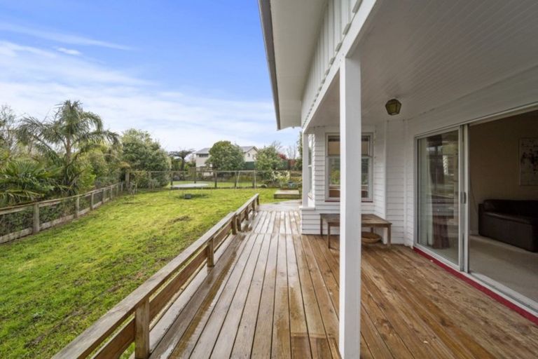 Photo of property in 43 Waihi Road, Hawera, 4610