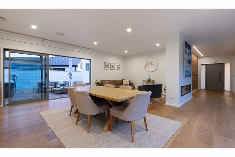 Photo of property in 19 Awatira Drive, Papamoa Beach, Papamoa, 3118